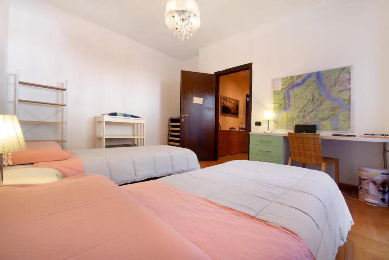 Appartamento House of Roses con vista Duomo Como Exterior foto