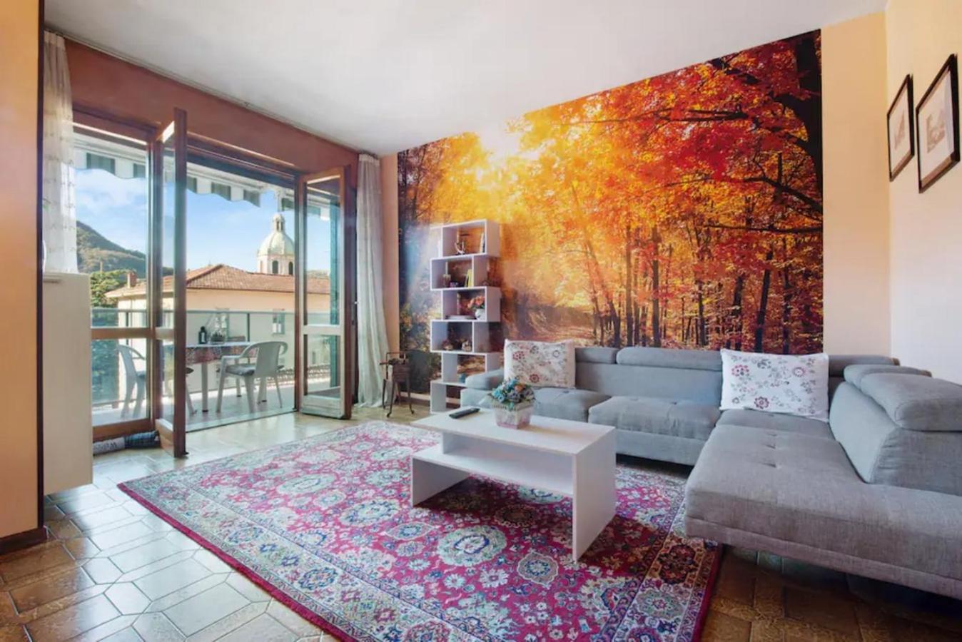 Appartamento House of Roses con vista Duomo Como Exterior foto