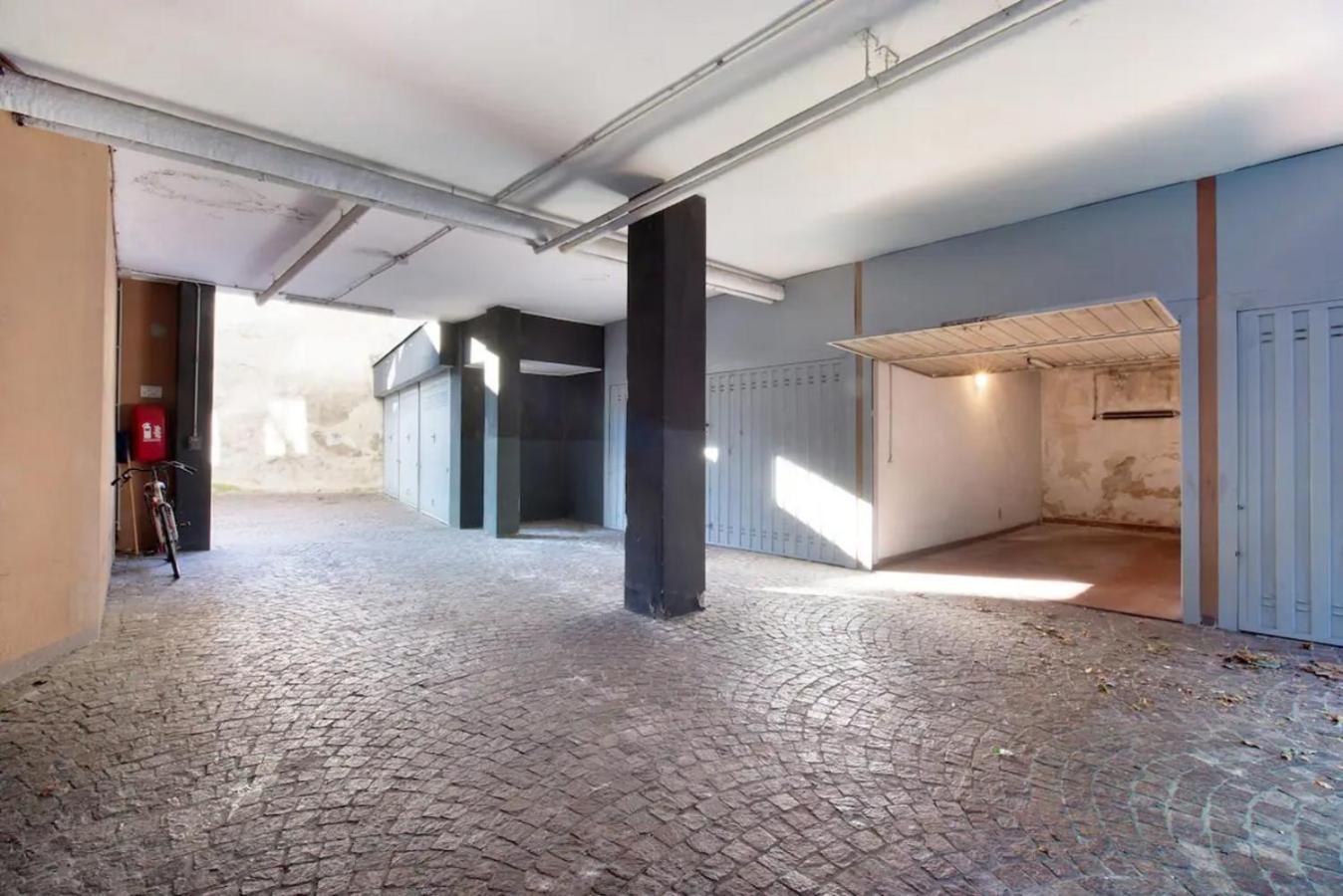 Appartamento House of Roses con vista Duomo Como Exterior foto